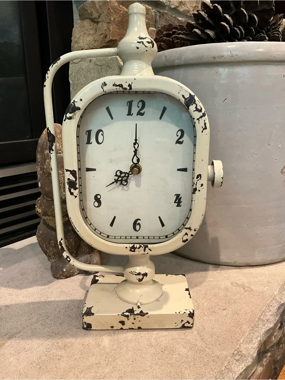 Cream Distressed Vintage-Style Table Clock - Home Wall Decor
